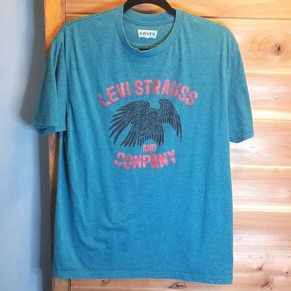 Levi's Men's Graphic Tee (size L) - Picture 1 of 3